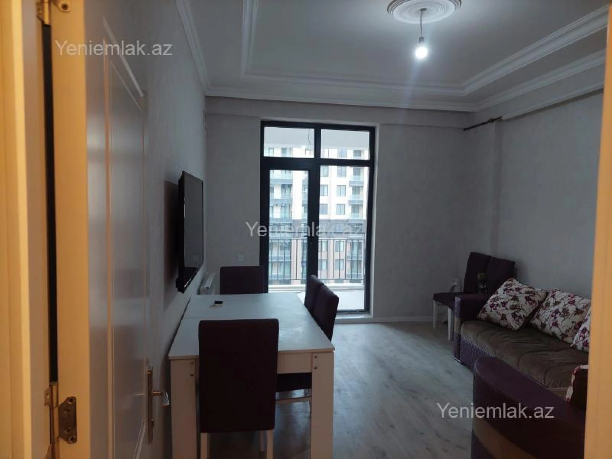 Satılır 2 otaqlı yeni tikili 66 m²