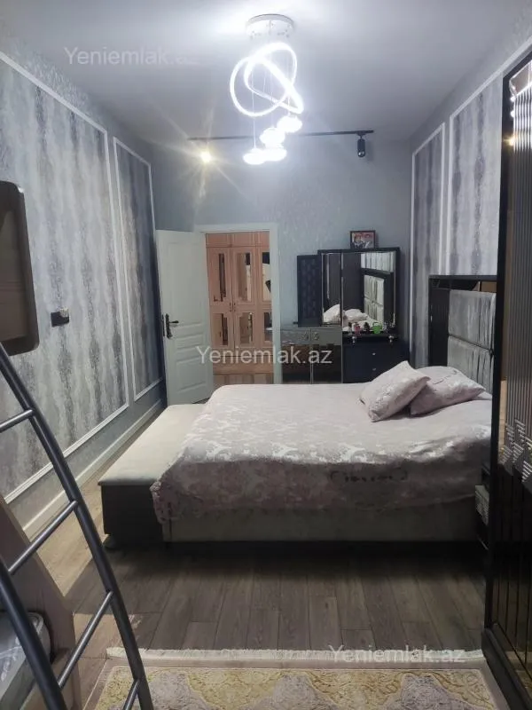 Satılır 3 otaqlı yeni tikili 135 m²