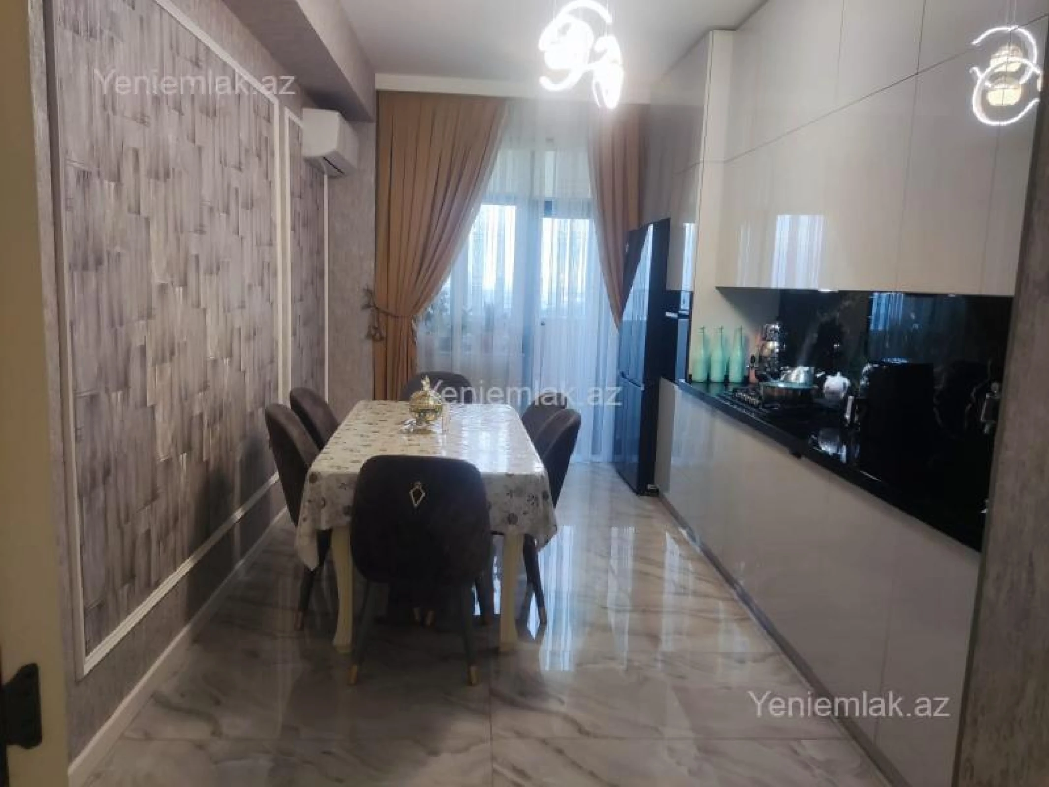 Satılır 3 otaqlı yeni tikili 135 m²