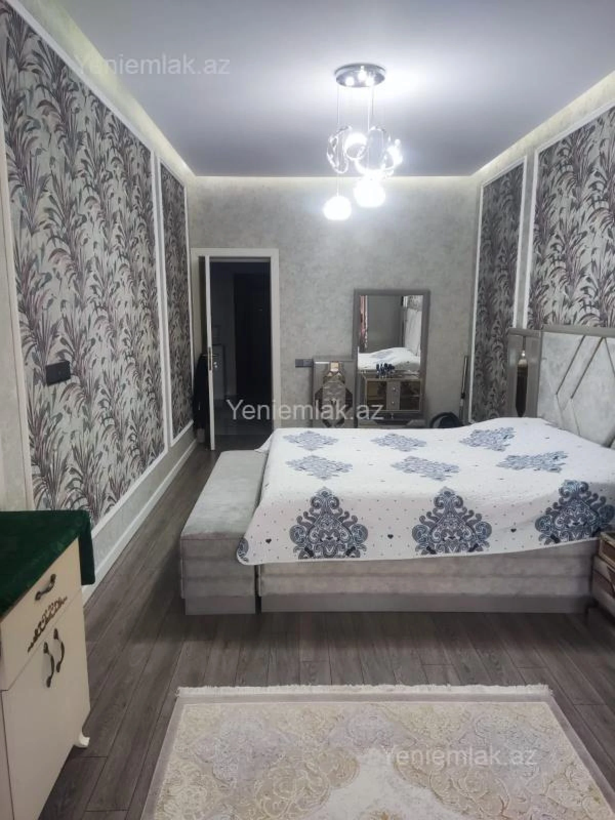Satılır 3 otaqlı yeni tikili 135 m²