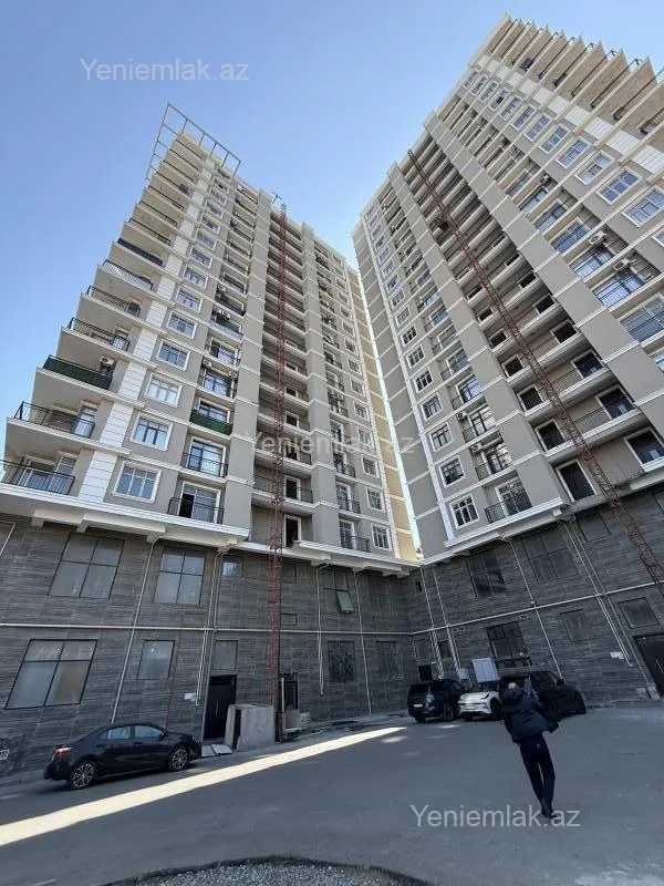 Satılır 3 otaqlı yeni tikili 121 m²