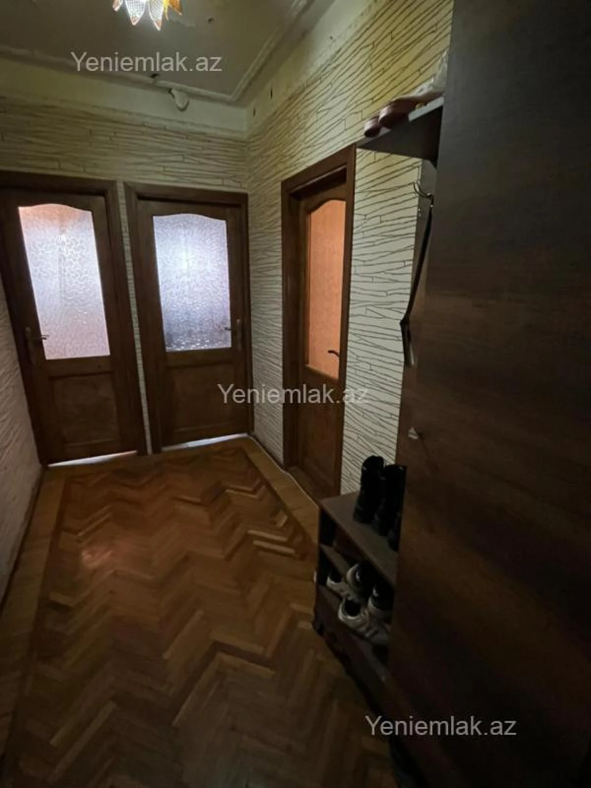 Satılır 2 otaqlı köhnə tikili 60 m²