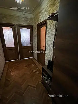Satılır 2 otaqlı köhnə tikili 60 m²