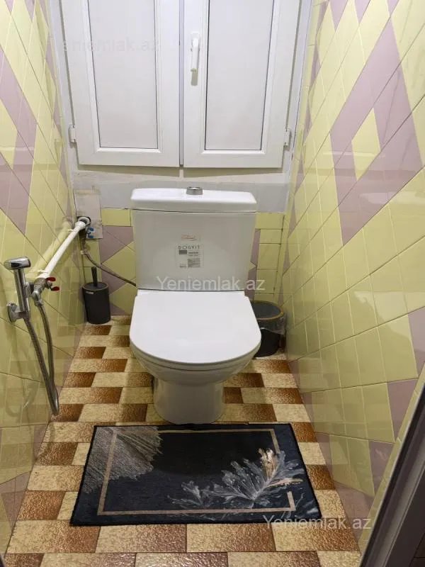 Satılır 3 otaqlı köhnə tikili 80 m²