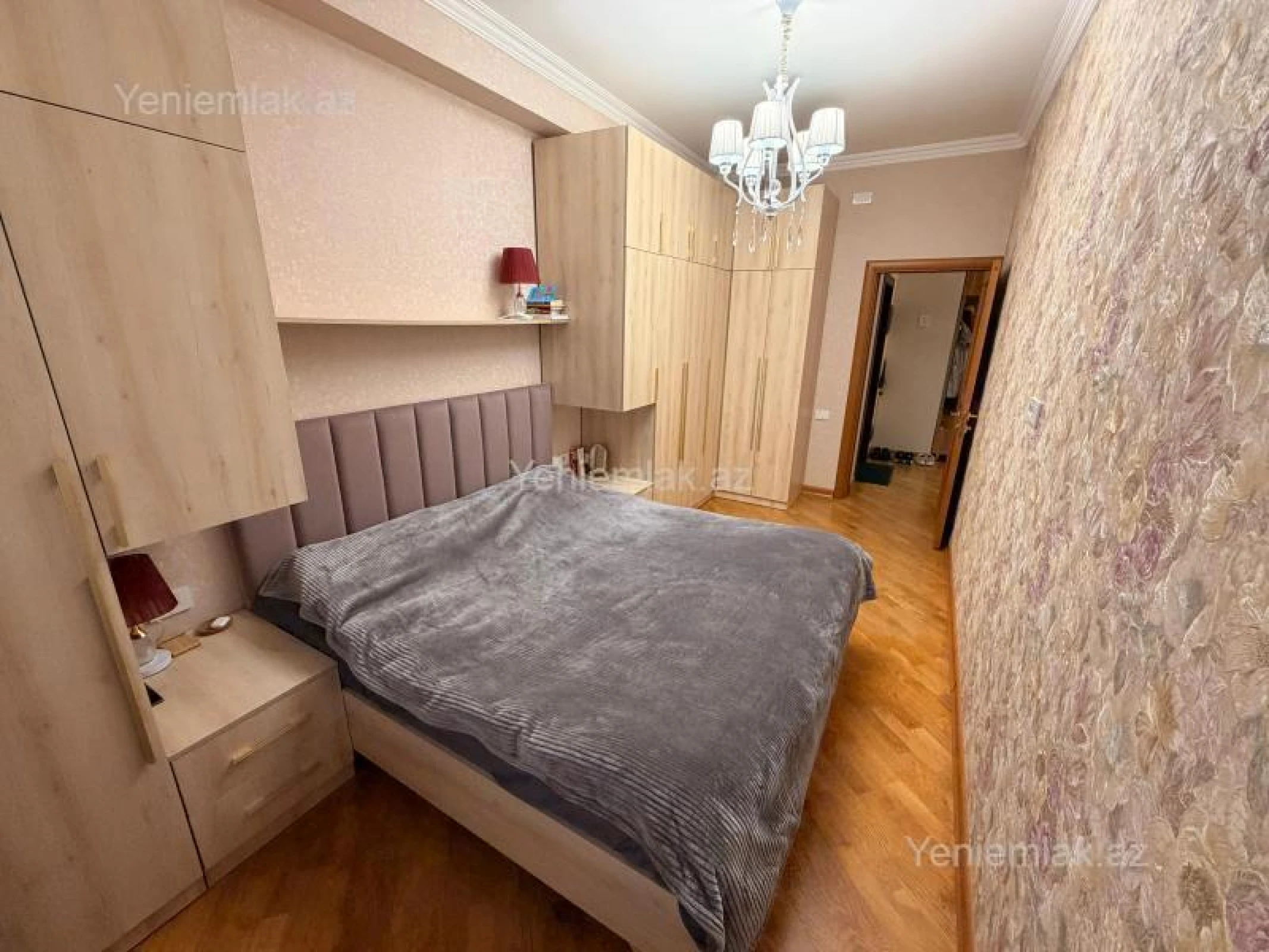 Satılır 2 otaqlı yeni tikili 90 m²