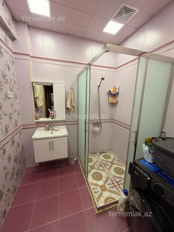 Satılır 2 otaqlı yeni tikili 90 m²