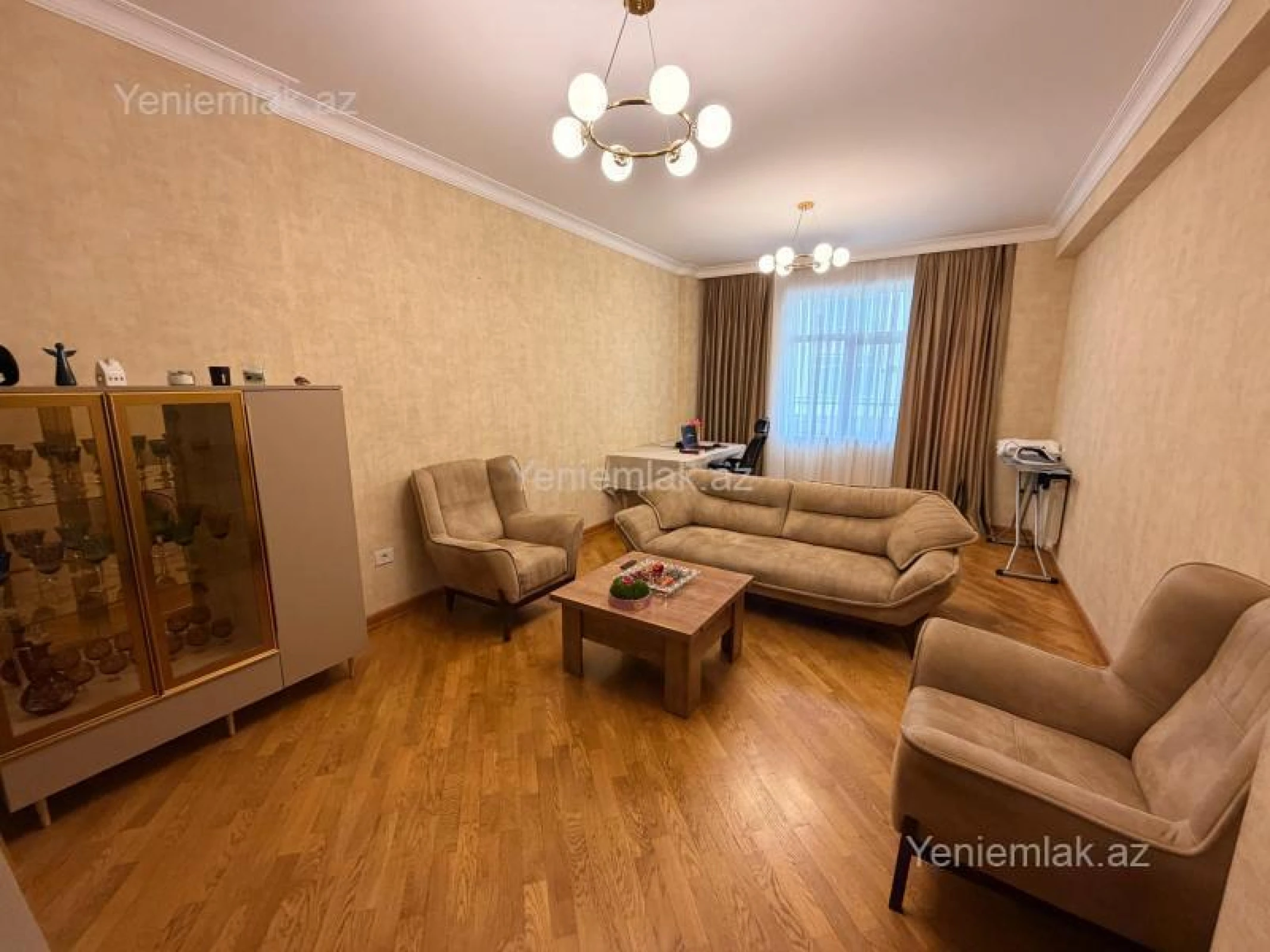 Satılır 2 otaqlı yeni tikili 90 m²