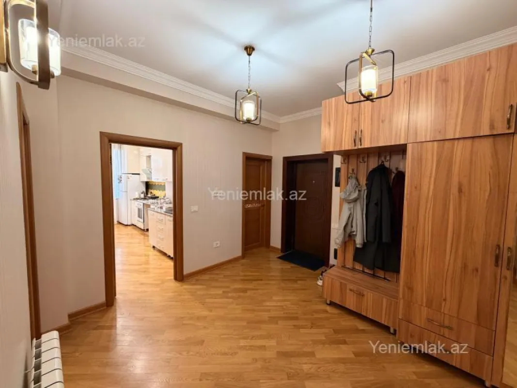 Satılır 2 otaqlı yeni tikili 90 m²