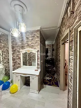 Satılır 2 otaqlı köhnə tikili 65 m²