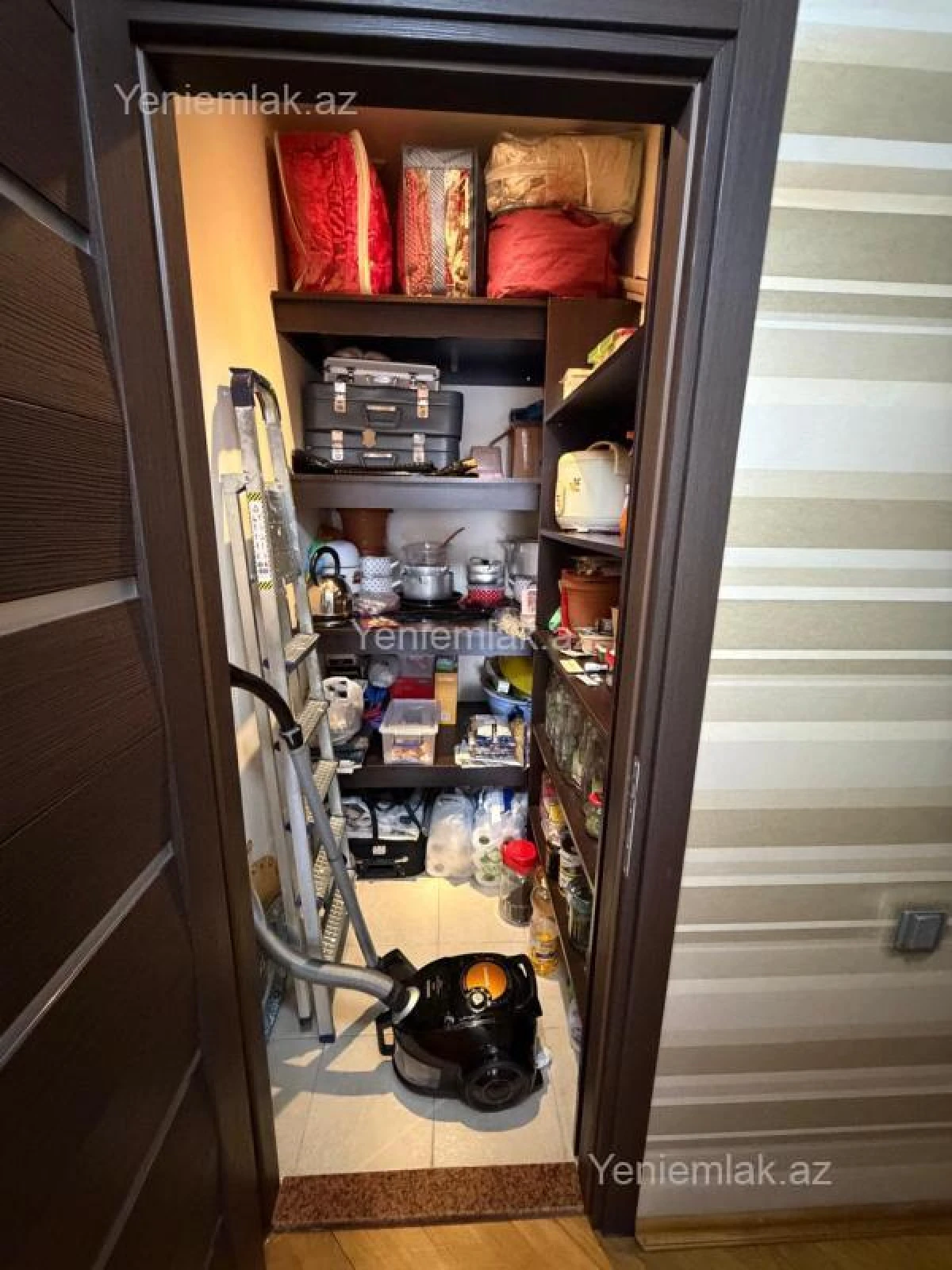 Satılır 3 otaqlı yeni tikili 132 m²