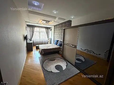 Satılır 3 otaqlı yeni tikili 132 m²