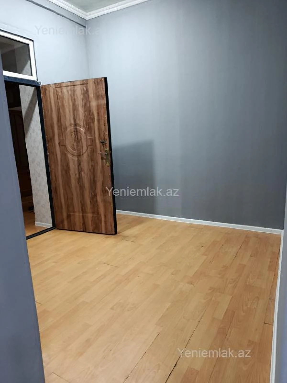 Satılır 1 otaqlı həyət evi 0.65 m²