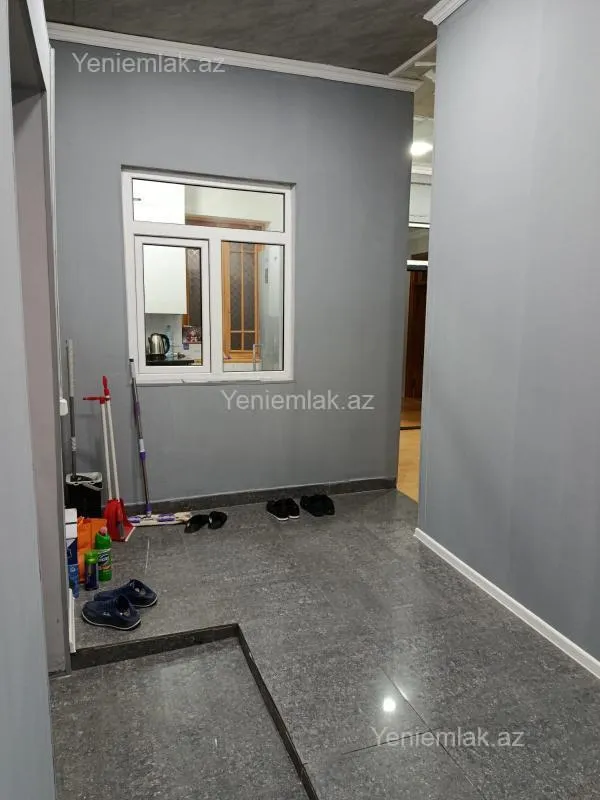 Satılır 1 otaqlı həyət evi 0.65 m²
