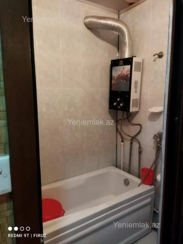 Satılır 3 otaqlı köhnə tikili 68 m²