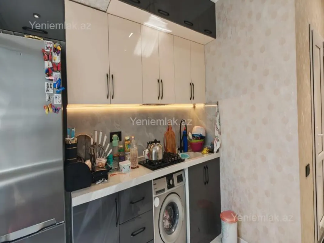 Satılır 3 otaqlı köhnə tikili 80 m²