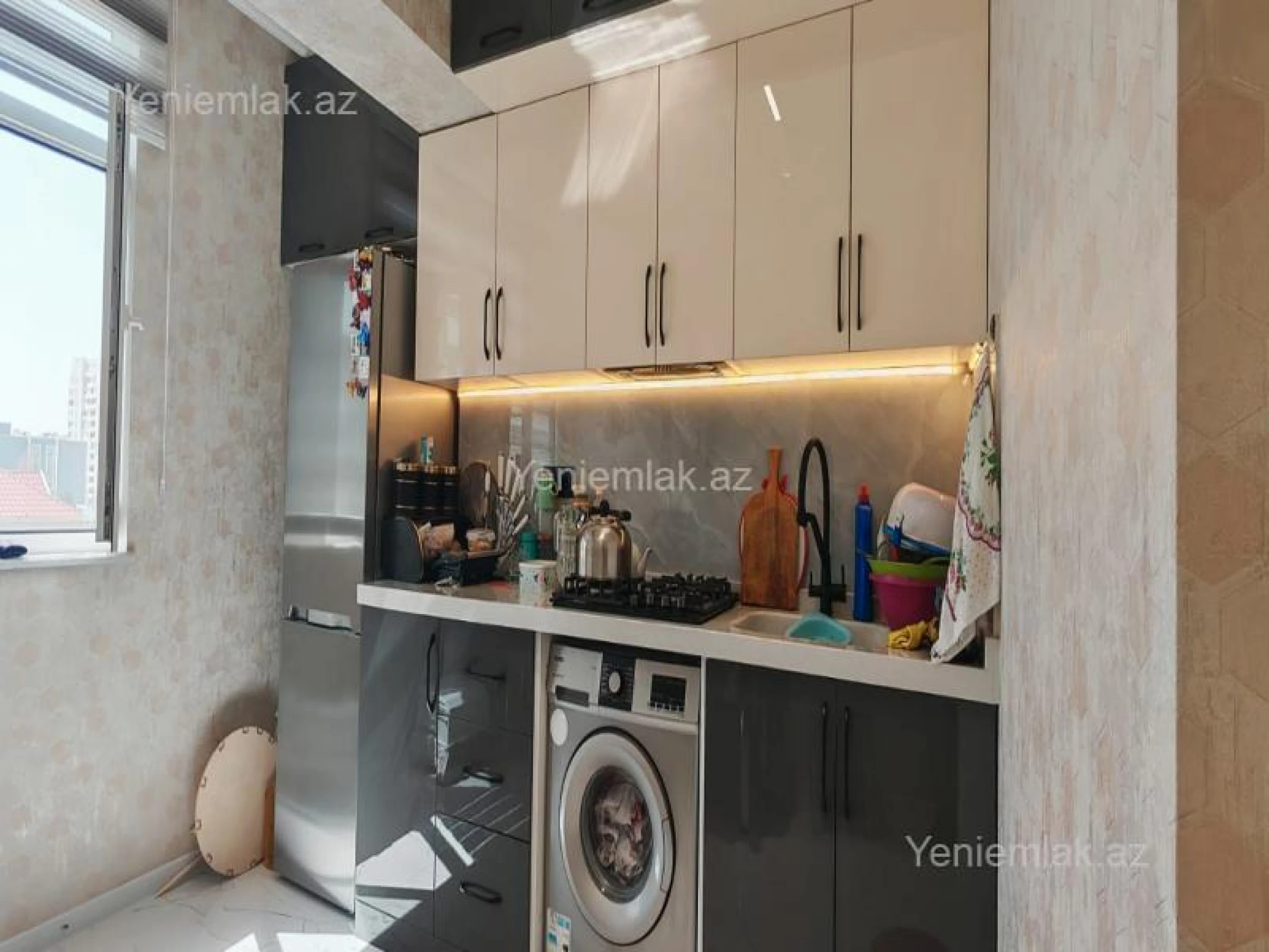 Satılır 3 otaqlı köhnə tikili 80 m²