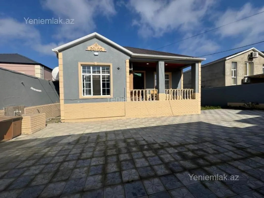Satılır 4 otaqlı həyət evi 140 m²