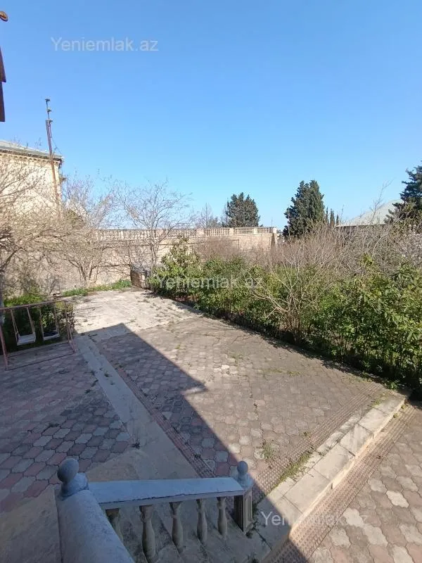 Satılır 6 otaqlı həyət evi 460 m²