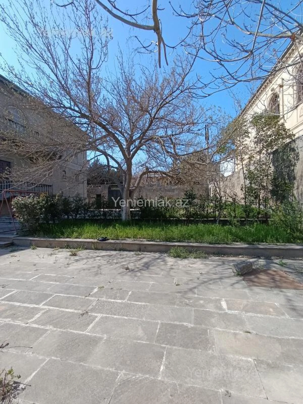 Satılır 6 otaqlı həyət evi 460 m²