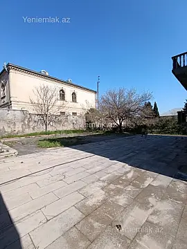 Satılır 6 otaqlı həyət evi 460 m²