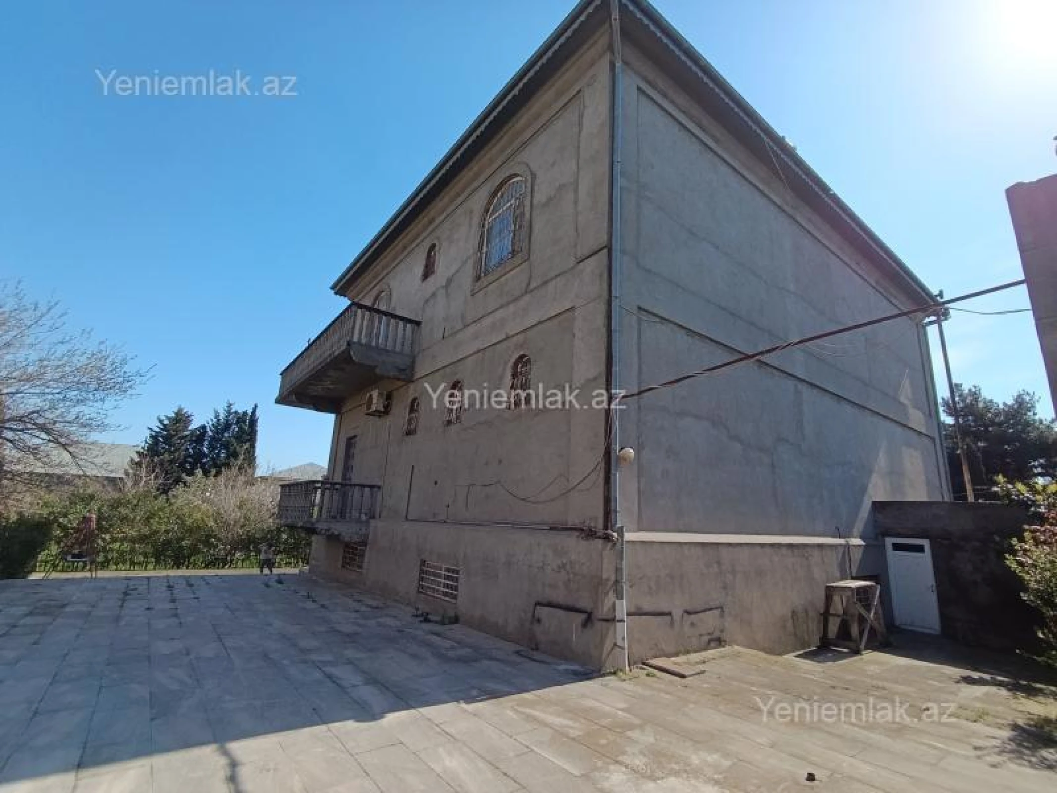 Satılır 6 otaqlı həyət evi 460 m²