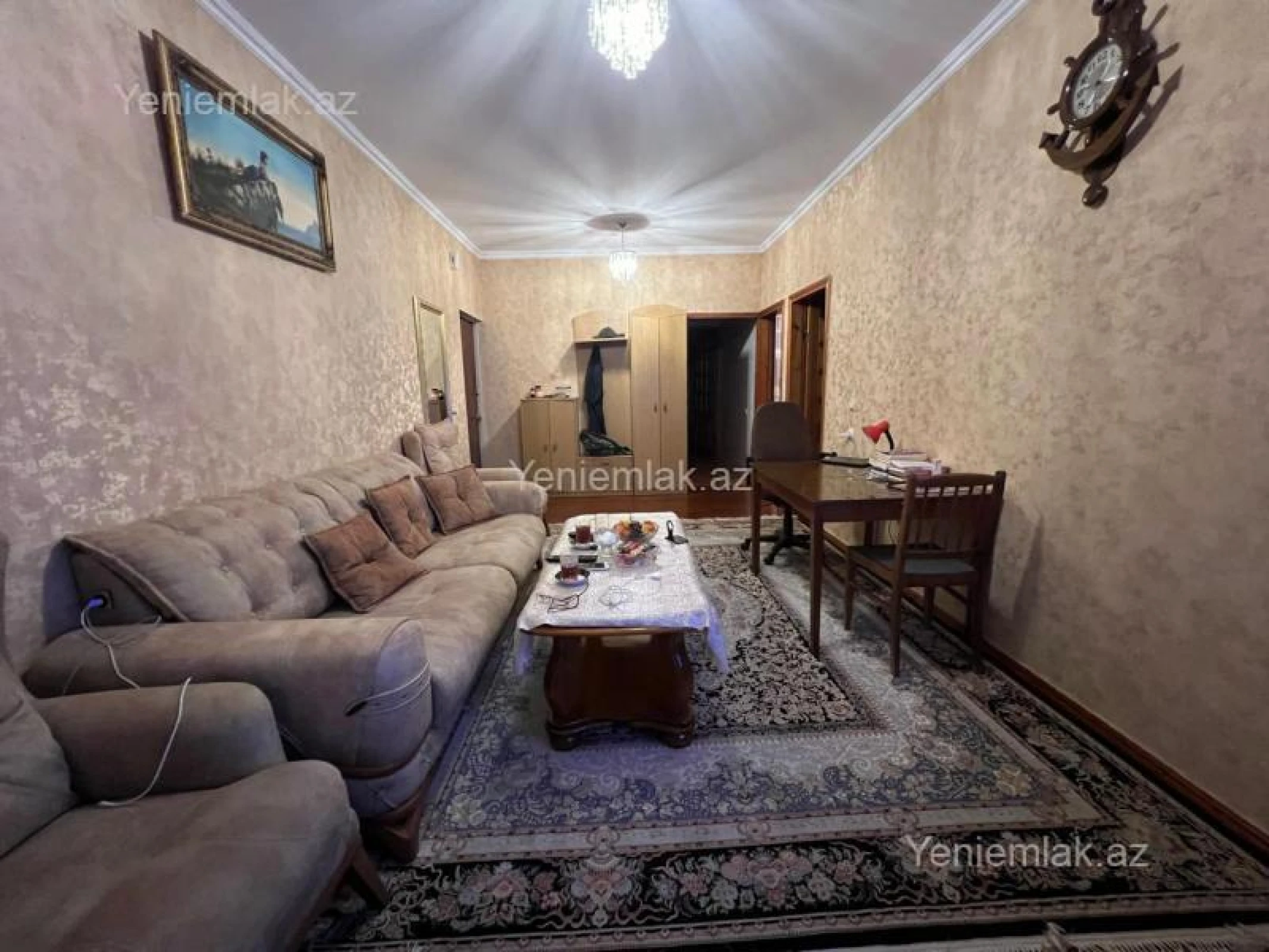 Satılır 4 otaqlı köhnə tikili 100 m²