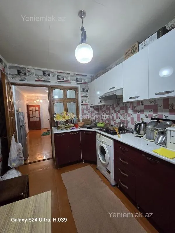 Satılır 2 otaqlı köhnə tikili 55 m²