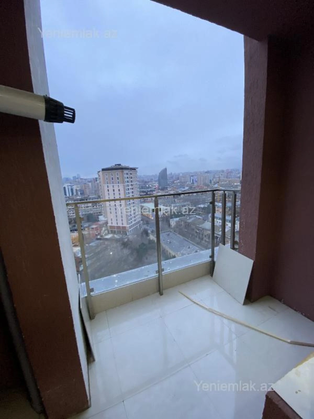 Satılır 1 otaqlı yeni tikili 35 m²