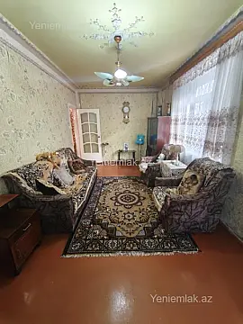 Satılır 1 otaqlı köhnə tikili 36 m²