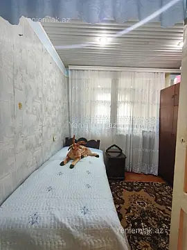 Satılır 1 otaqlı köhnə tikili 36 m²