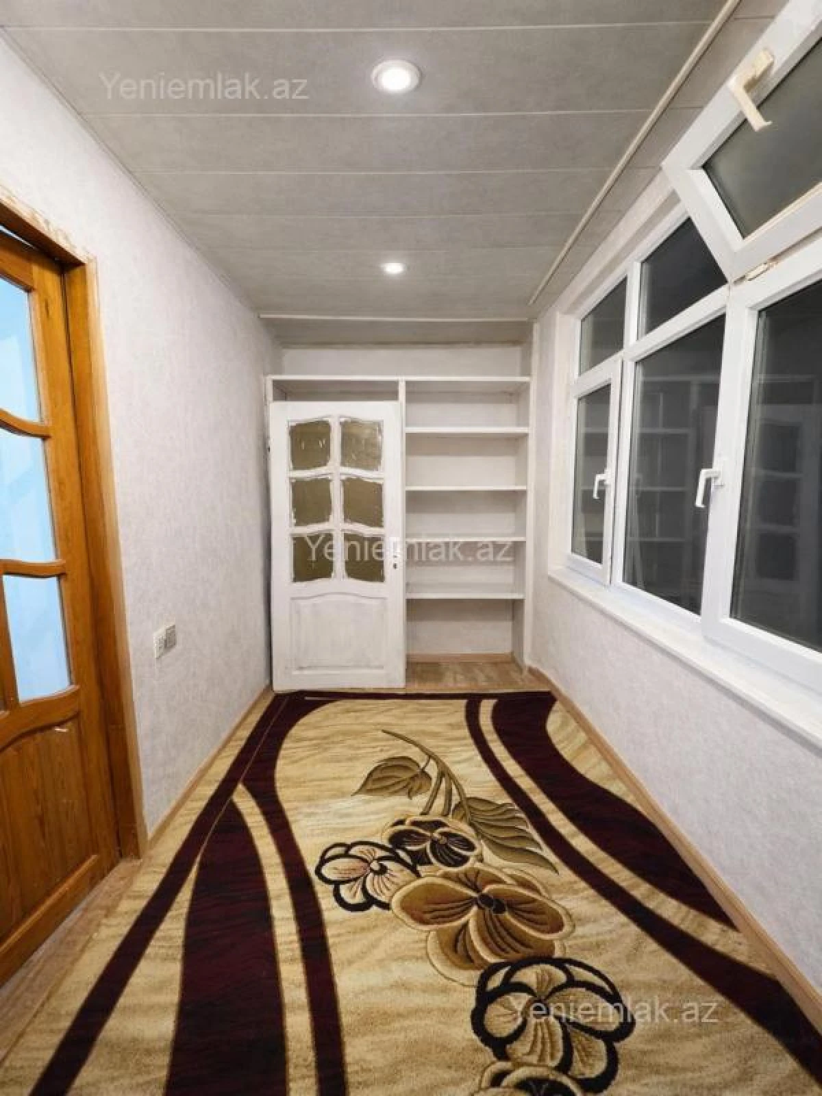 Satılır 2 otaqlı köhnə tikili 60 m²