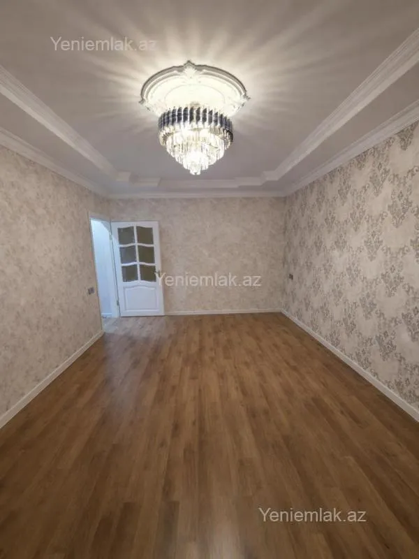 Satılır 2 otaqlı köhnə tikili 60 m²