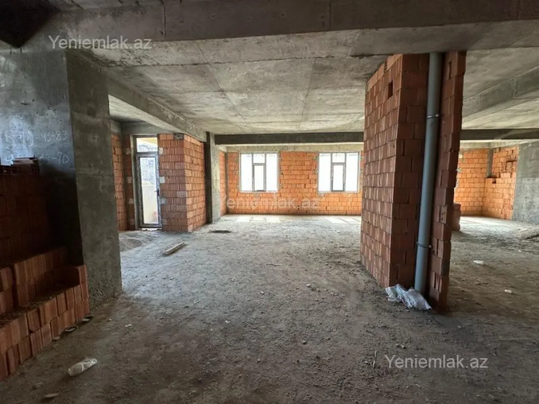 Satılır 3 otaqlı yeni tikili 142 m²