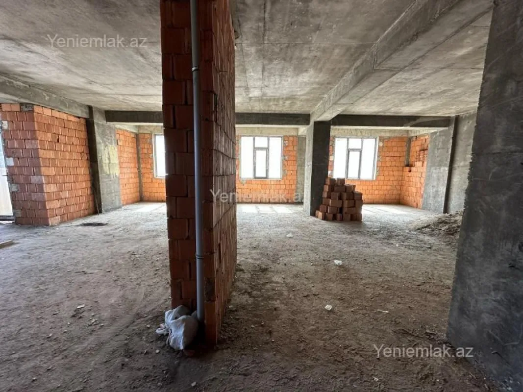 Satılır 3 otaqlı yeni tikili 142 m²