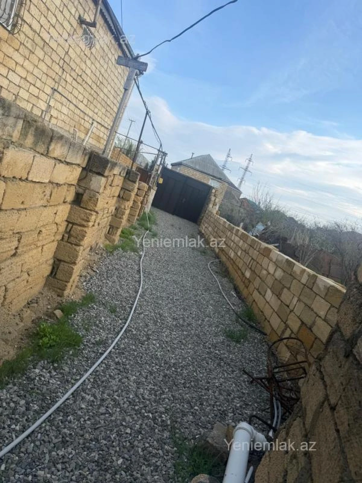 Satılır 4 otaqlı həyət evi 100 m²