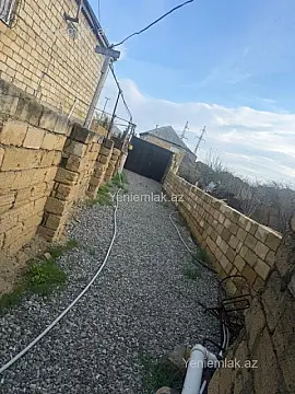 Satılır 4 otaqlı həyət evi 100 m²