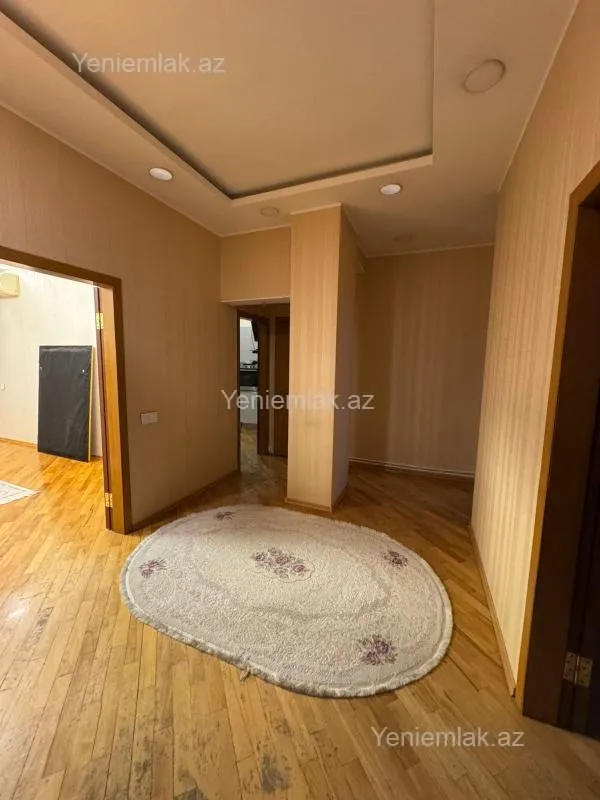 Satılır 3 otaqlı yeni tikili 112 m²