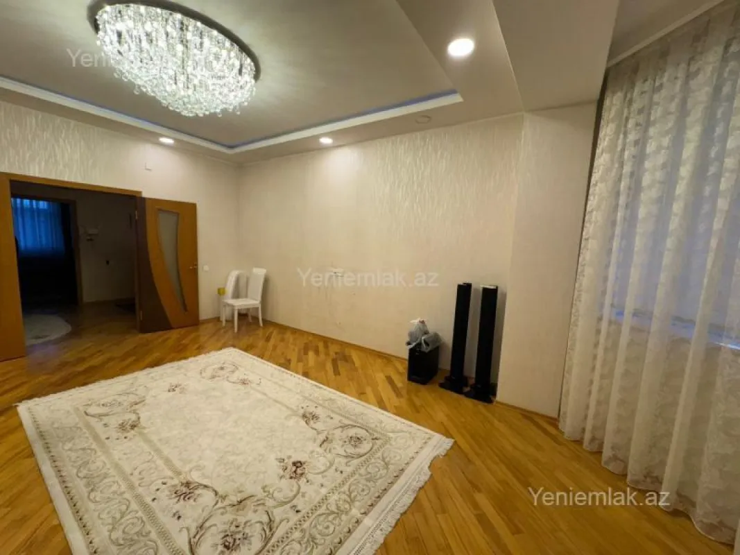 Satılır 3 otaqlı yeni tikili 112 m²