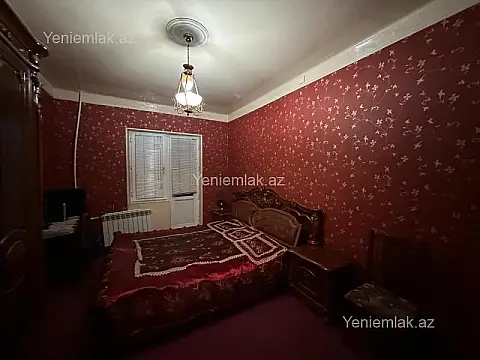 Satılır 3 otaqlı köhnə tikili 90 m²