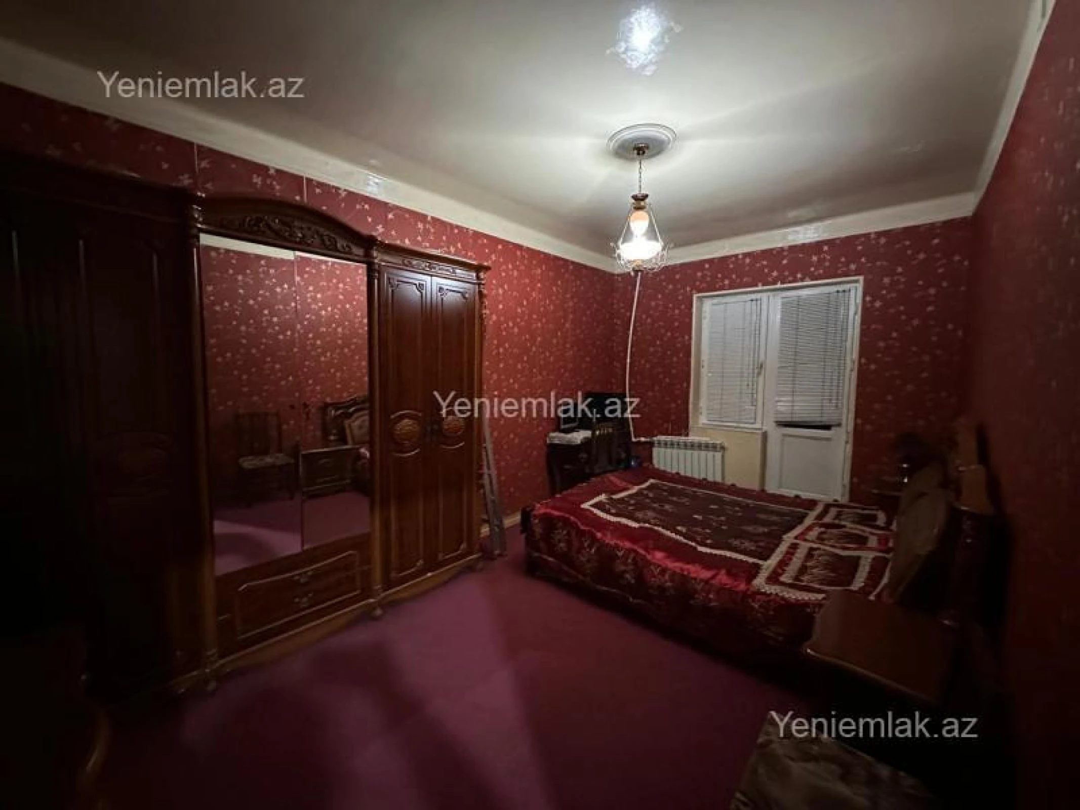 Satılır 3 otaqlı köhnə tikili 90 m²