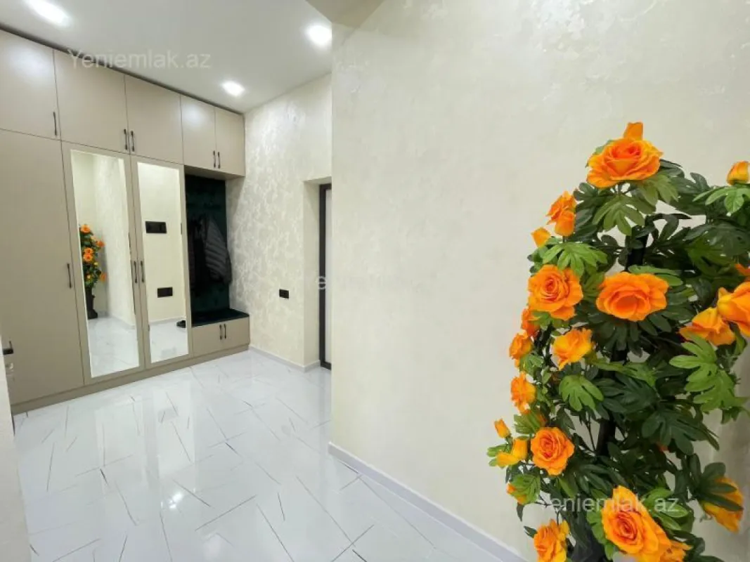 Satılır 3 otaqlı yeni tikili 95 m²