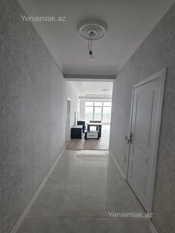 Satılır 2 otaqlı yeni tikili 61 m²