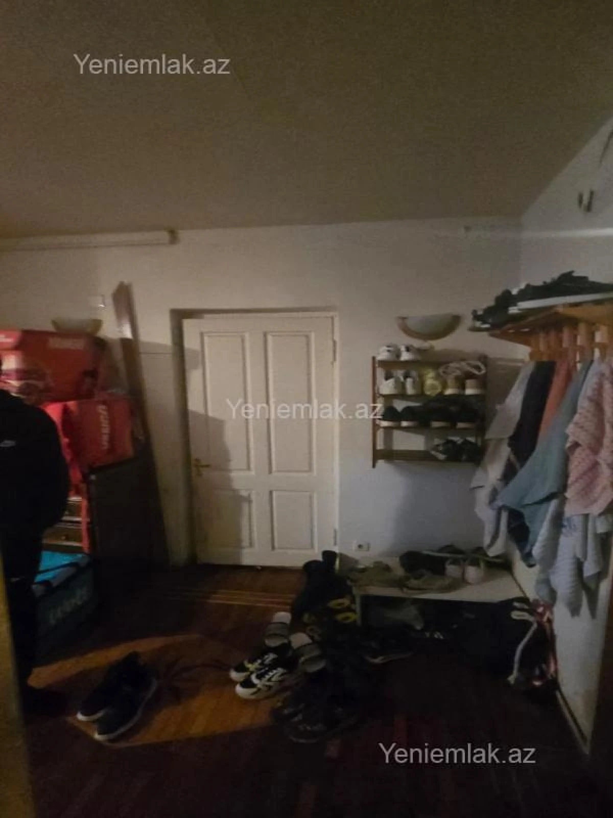 Satılır 2 otaqlı köhnə tikili 60 m²