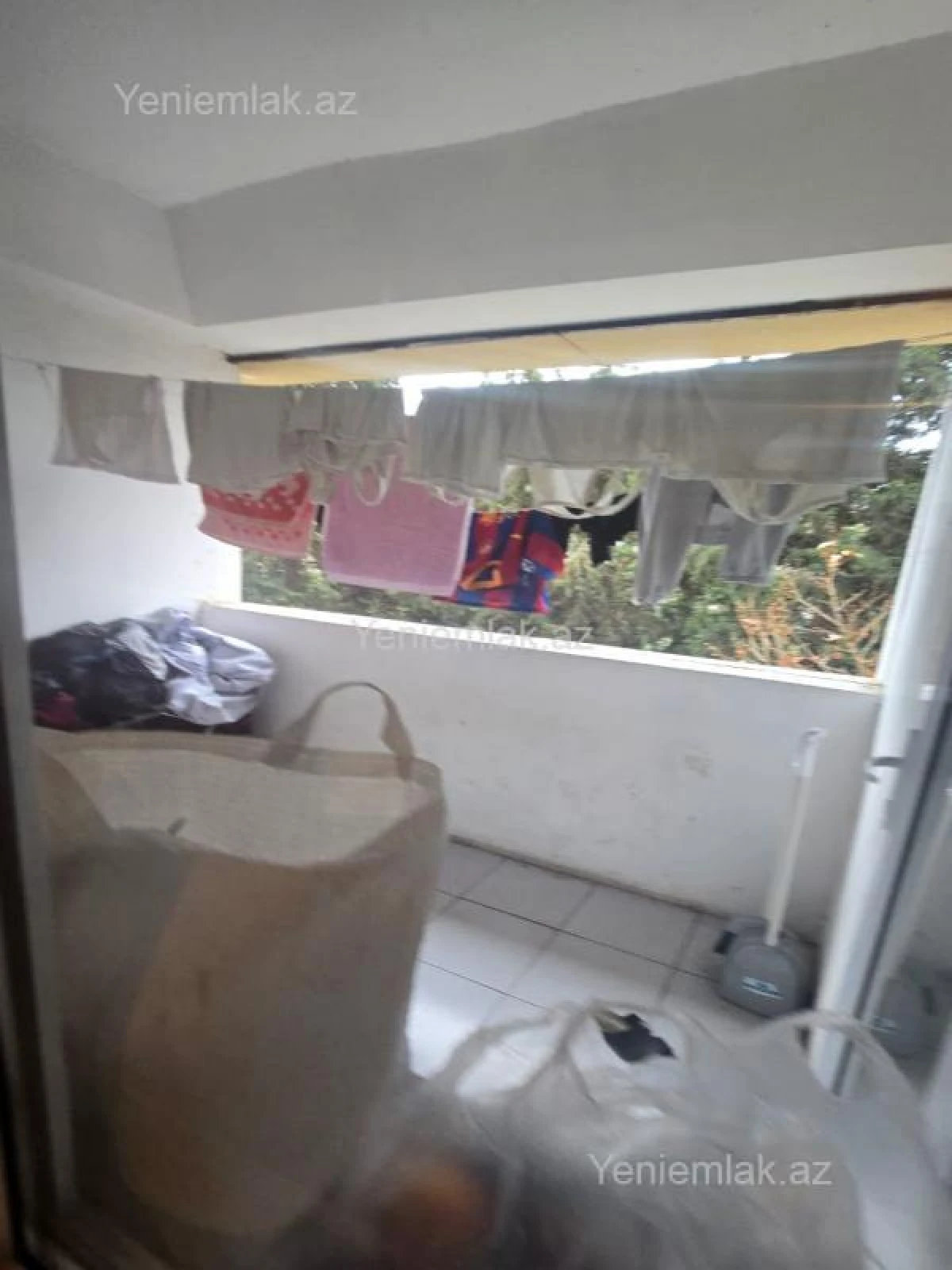 Satılır 2 otaqlı köhnə tikili 60 m²