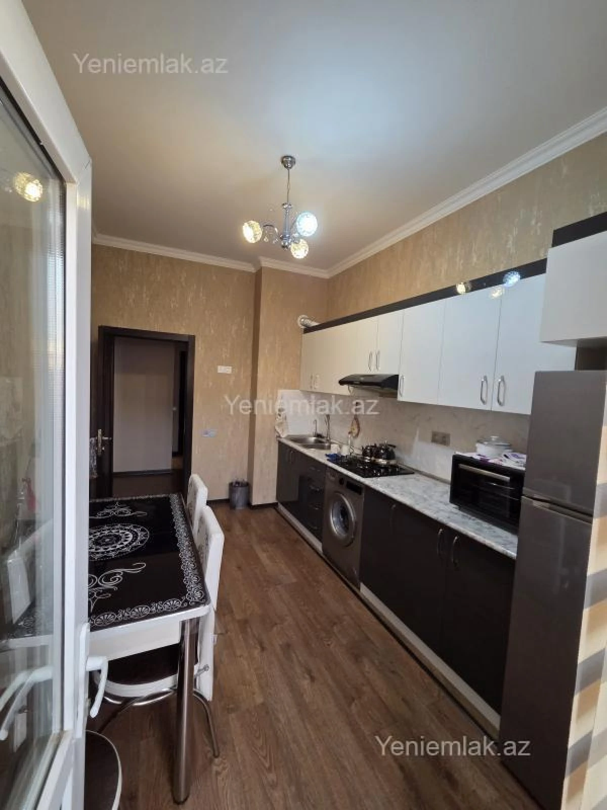 Satılır 3 otaqlı yeni tikili 87 m²