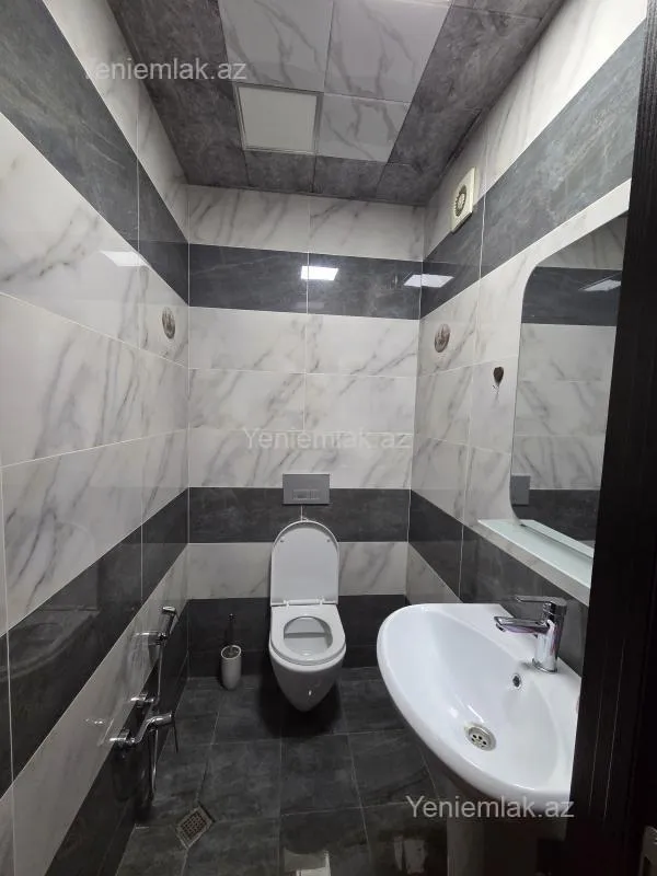 Satılır 3 otaqlı yeni tikili 87 m²