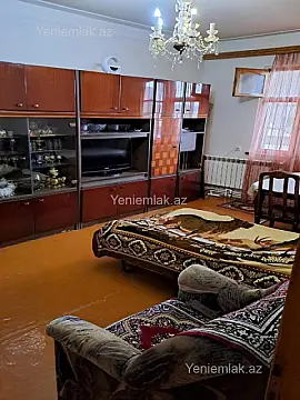 Satılır 5 otaqlı köhnə tikili 120 m² — Bakı, Suraxanı 5 otaq 120.00 m²