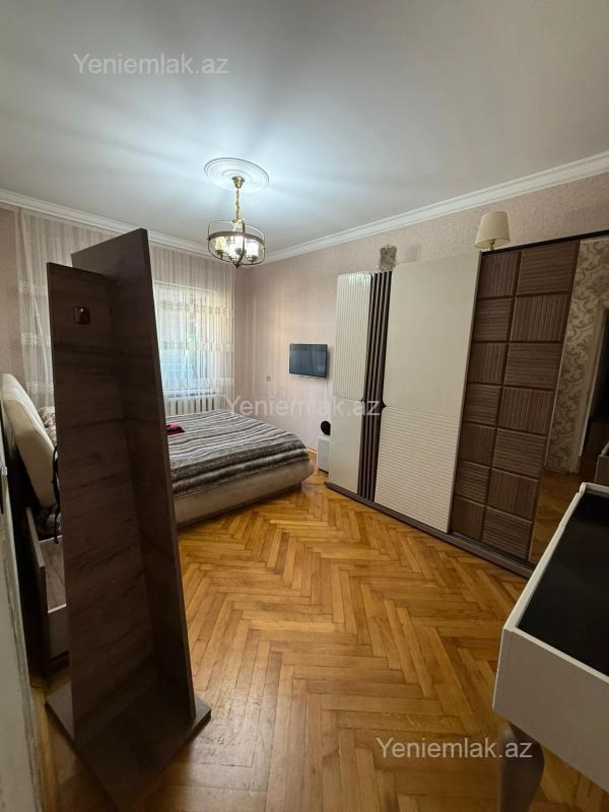 Satılır 3 otaqlı köhnə tikili 80 m²