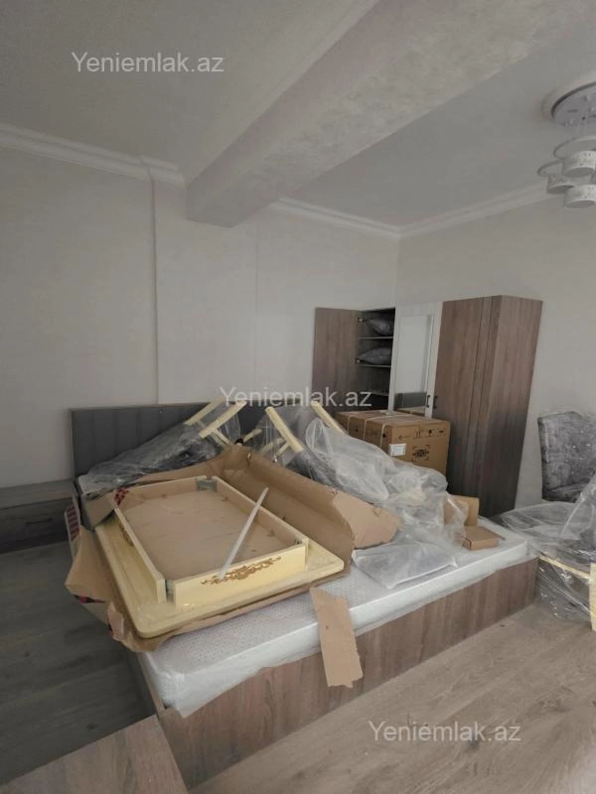 Satılır 1 otaqlı yeni tikili 42 m²