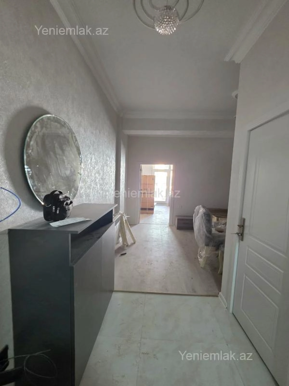 Satılır 1 otaqlı yeni tikili 42 m²